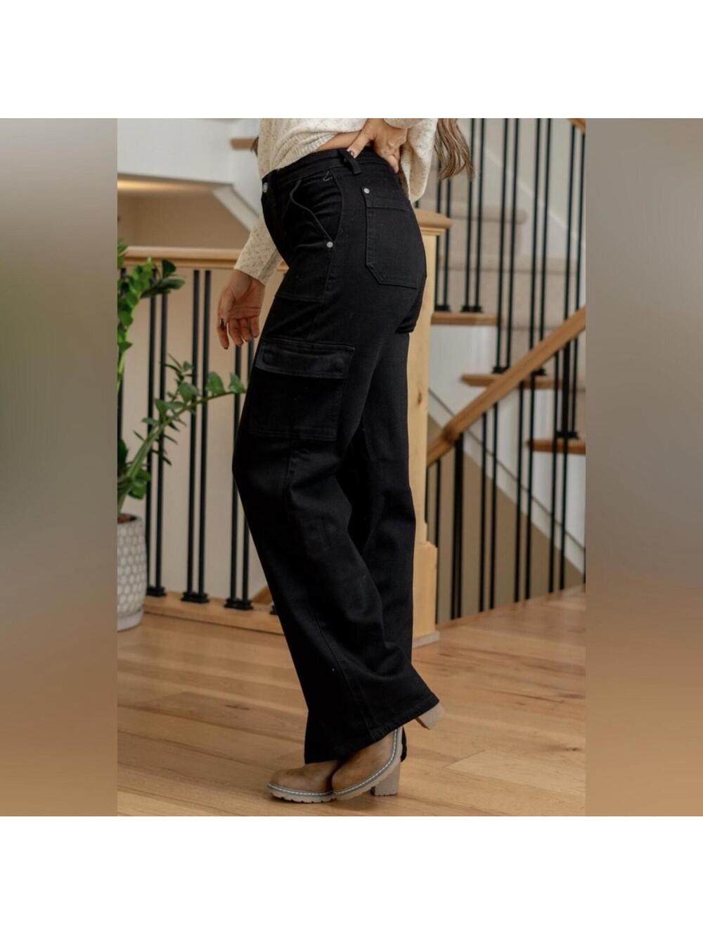 Judy Blue Black Cargo Pants NWT Sz 29/9 COASTAL SUNSET HIGH RISE CARGO WIDE LEG